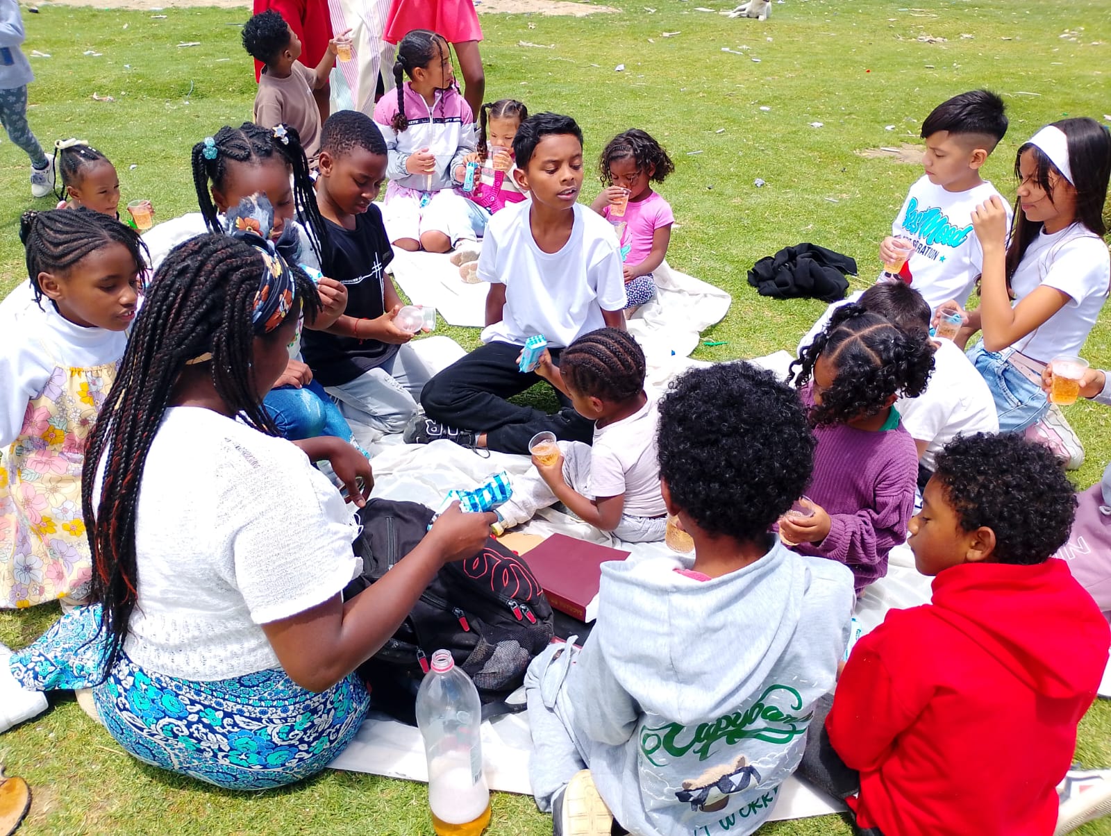 WhatsApp Image 2025-10-06 at 09.13.50 (1)